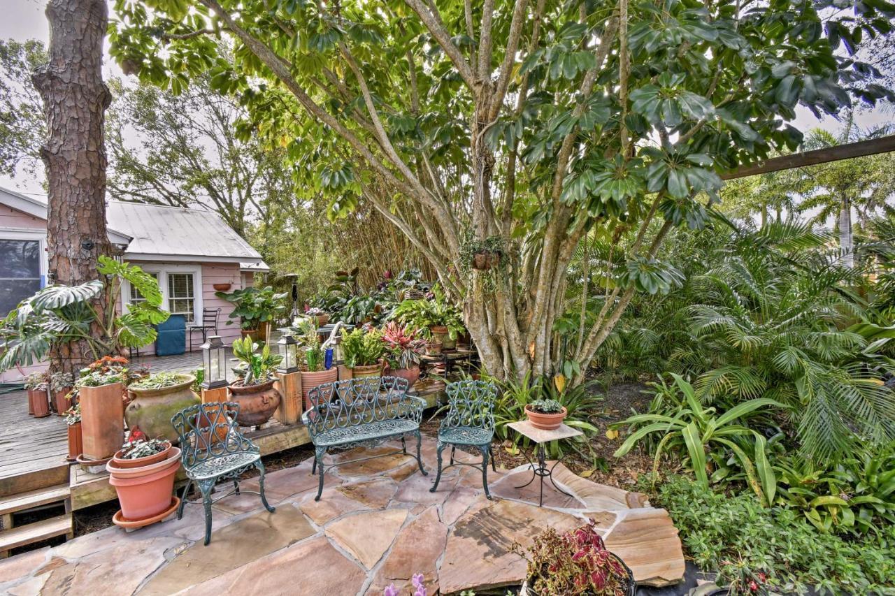 فيلا Sarasota Bungalow With Pergola, Garden And Waterfalls! المظهر الخارجي الصورة